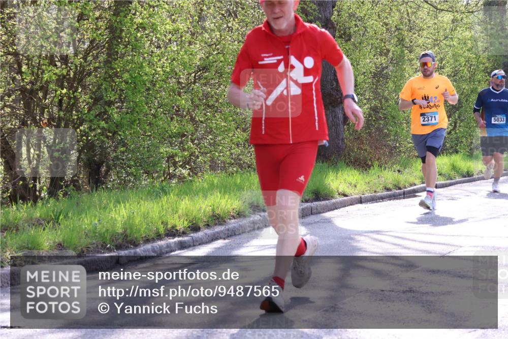 12.04.2026 - 45. Internationalen Wilhelmsburger Insellauf Yannick Fuchs http://msf.ph/oto/9487565 12.04.2026 10:38:09 Laufen 2371, 5033 meine-sportfotos.de