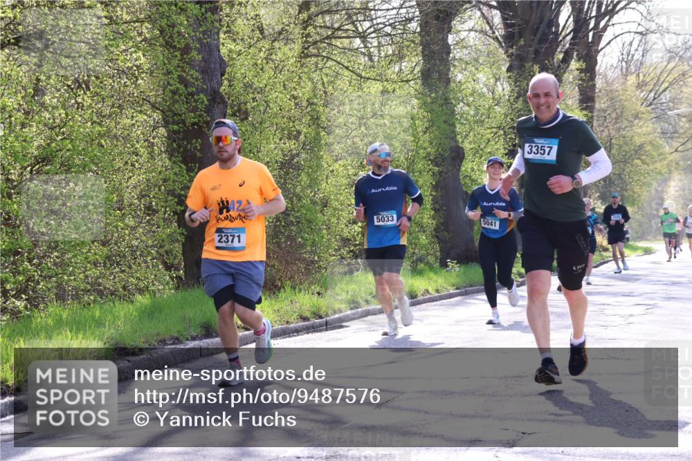 12.04.2026 - 45. Internationalen Wilhelmsburger Insellauf Yannick Fuchs http://msf.ph/oto/9487576 12.04.2026 10:38:10 Laufen 42, 2371, 5033, 5041, 3357 meine-sportfotos.de
