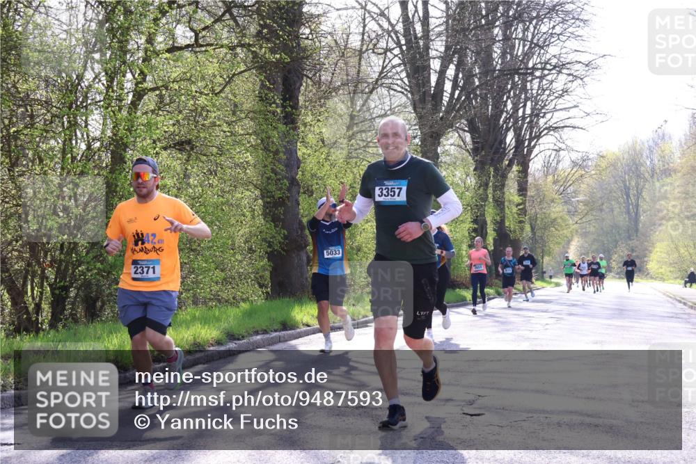12.04.2026 - 45. Internationalen Wilhelmsburger Insellauf Yannick Fuchs http://msf.ph/oto/9487593 12.04.2026 10:38:11 Laufen 42, 2371, 5033, 3357, 2655 meine-sportfotos.de