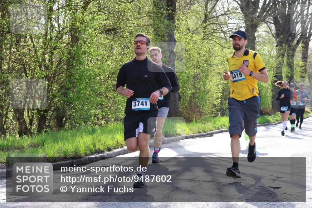 12.04.2026 - 45. Internationalen Wilhelmsburger Insellauf Yannick Fuchs http://msf.ph/oto/9487602 12.04.2026 10:32:29 Laufen 3741, 3419, 3779, 940 meine-sportfotos.de