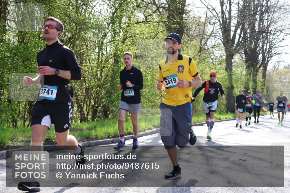 12.04.2026 - 45. Internationalen Wilhelmsburger Insellauf Yannick Fuchs http://msf.ph/oto/9487615 12.04.2026 10:32:30 Laufen 3741, 4934, 3419, 4829, 5940 meine-sportfotos.de