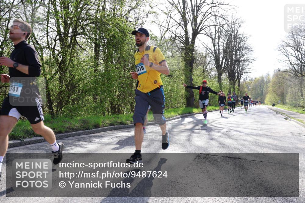 12.04.2026 - 45. Internationalen Wilhelmsburger Insellauf Yannick Fuchs http://msf.ph/oto/9487624 12.04.2026 10:32:31 Laufen 741, 419 meine-sportfotos.de