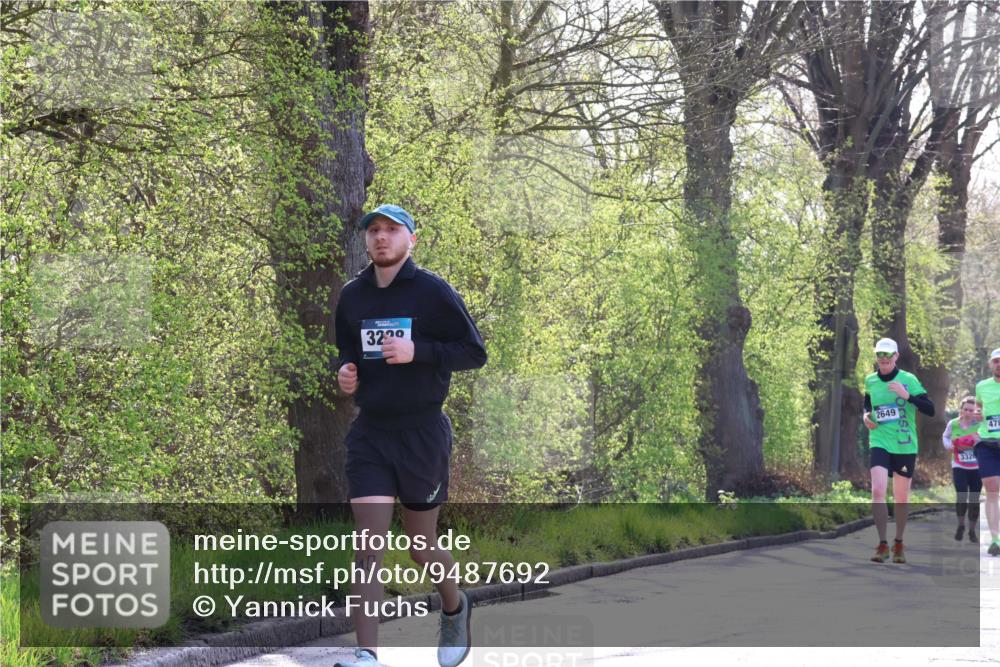12.04.2026 - 45. Internationalen Wilhelmsburger Insellauf Yannick Fuchs http://msf.ph/oto/9487692 12.04.2026 10:38:21 Laufen 3299, 40, 2649, 332, 47 meine-sportfotos.de