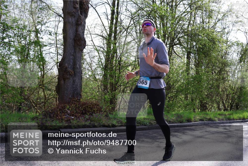 12.04.2026 - 45. Internationalen Wilhelmsburger Insellauf Yannick Fuchs http://msf.ph/oto/9487700 12.04.2026 10:32:38 Laufen 565 meine-sportfotos.de