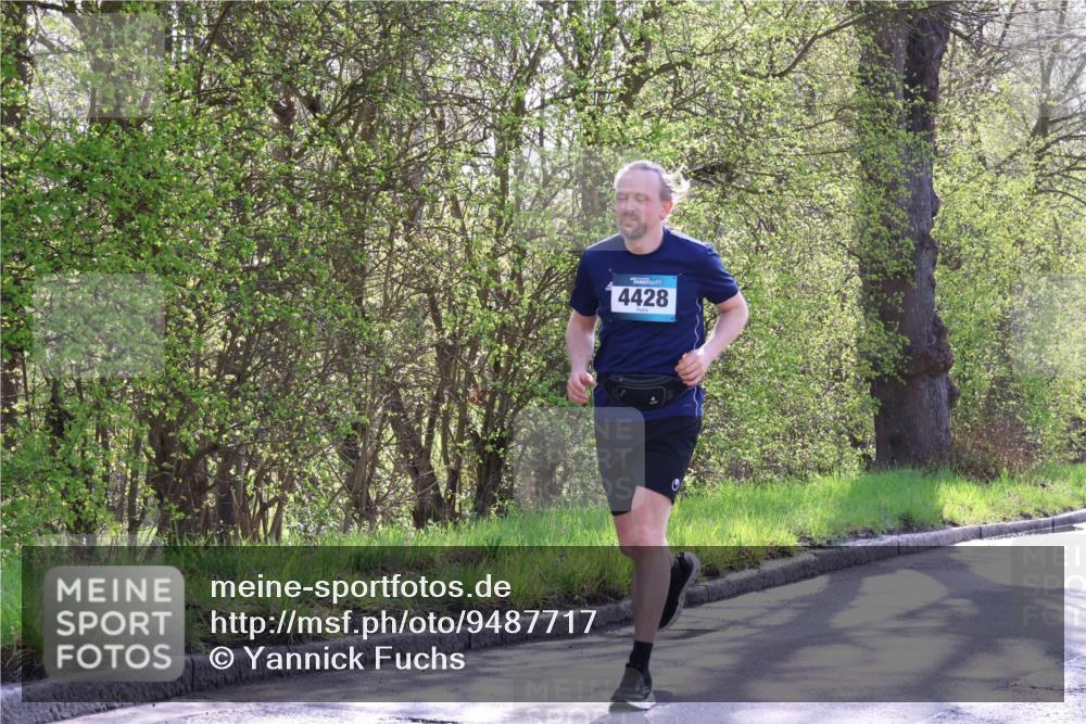 12.04.2026 - 45. Internationalen Wilhelmsburger Insellauf Yannick Fuchs http://msf.ph/oto/9487717 12.04.2026 10:32:41 Laufen 4428 meine-sportfotos.de