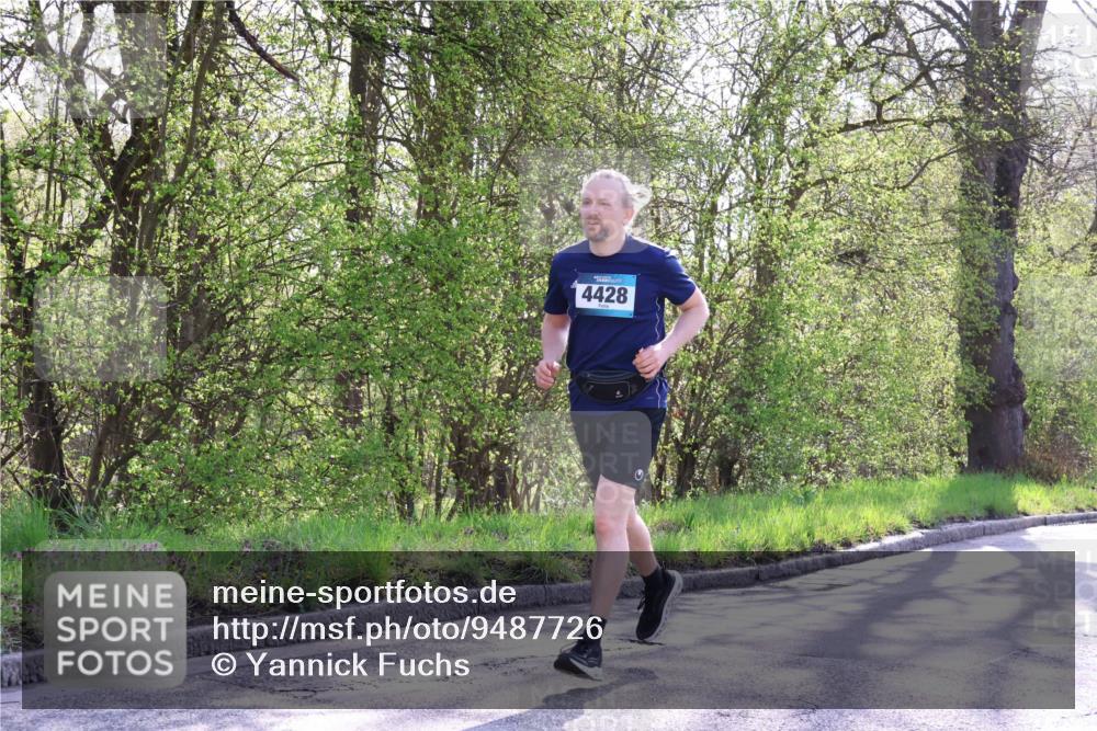 12.04.2026 - 45. Internationalen Wilhelmsburger Insellauf Yannick Fuchs http://msf.ph/oto/9487726 12.04.2026 10:32:42 Laufen 4428 meine-sportfotos.de