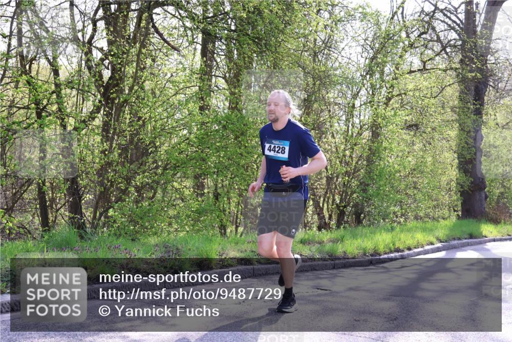 12.04.2026 - 45. Internationalen Wilhelmsburger Insellauf Yannick Fuchs http://msf.ph/oto/9487729 12.04.2026 10:32:42 Laufen 4428 meine-sportfotos.de