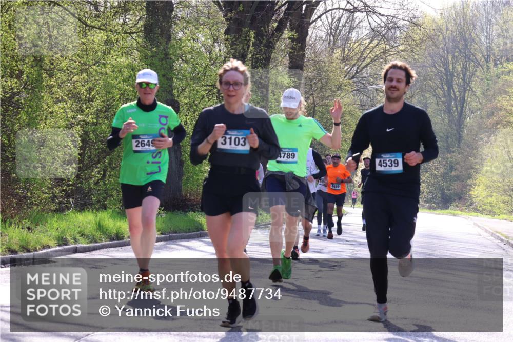 12.04.2026 - 45. Internationalen Wilhelmsburger Insellauf Yannick Fuchs http://msf.ph/oto/9487734 12.04.2026 10:38:24 Laufen 2649, 3103, 789, 355, 4659, 4539 meine-sportfotos.de