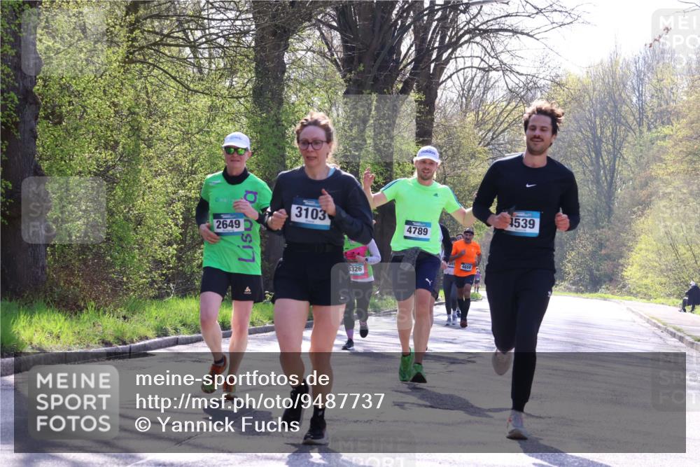 12.04.2026 - 45. Internationalen Wilhelmsburger Insellauf Yannick Fuchs http://msf.ph/oto/9487737 12.04.2026 10:38:24 Laufen 2649, 3103, 8326, 4789, 355, 4659, 1539 meine-sportfotos.de