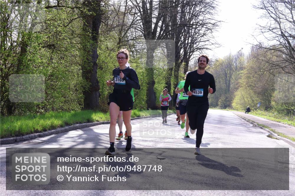 12.04.2026 - 45. Internationalen Wilhelmsburger Insellauf Yannick Fuchs http://msf.ph/oto/9487748 12.04.2026 10:38:25 Laufen 3103, 3326, 4539 meine-sportfotos.de