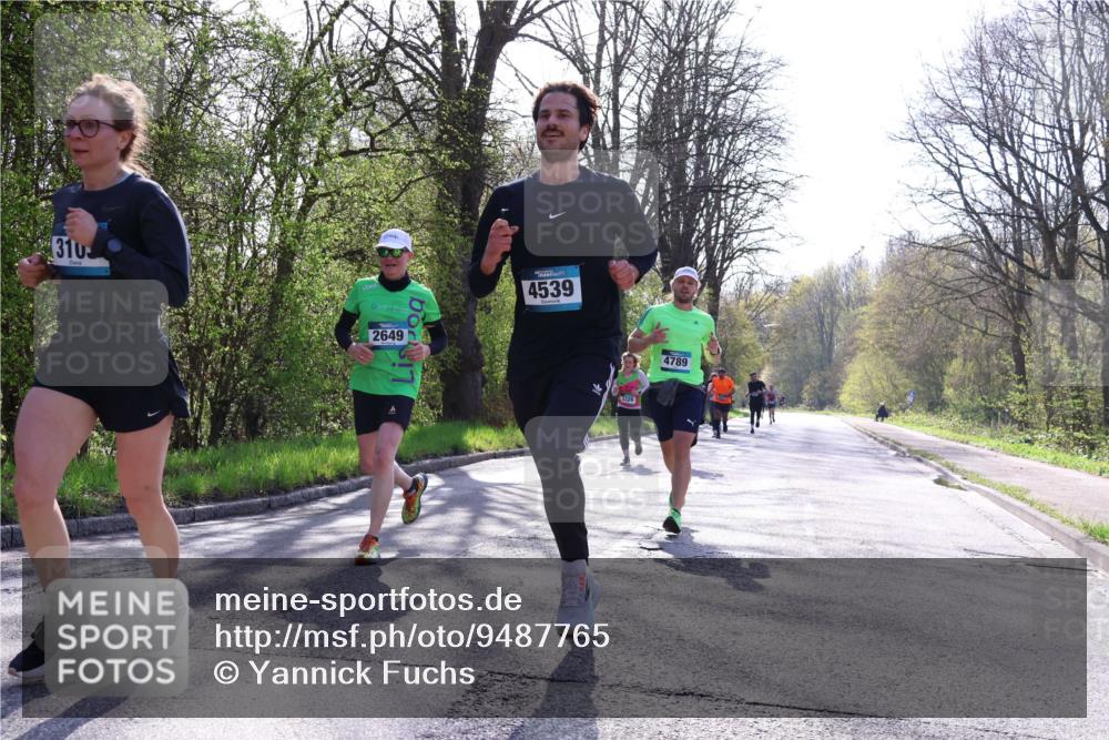 12.04.2026 - 45. Internationalen Wilhelmsburger Insellauf Yannick Fuchs http://msf.ph/oto/9487765 12.04.2026 10:38:26 Laufen 310, 2649, 4539, 3326, 4789 meine-sportfotos.de