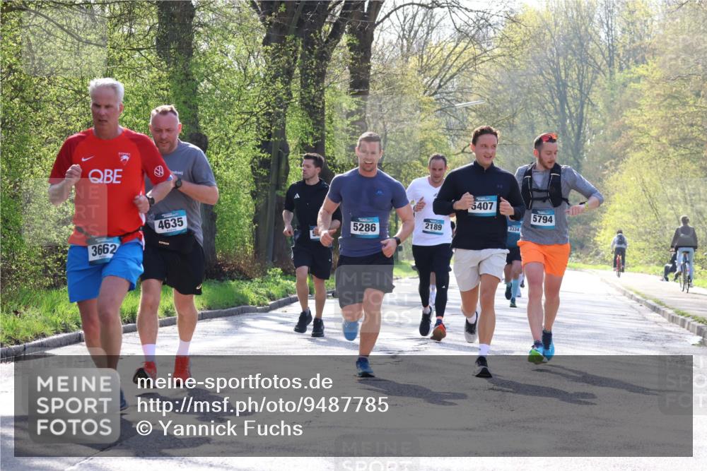 12.04.2026 - 45. Internationalen Wilhelmsburger Insellauf Yannick Fuchs http://msf.ph/oto/9487785 12.04.2026 10:32:47 Laufen 4635, 3662, 2189, 5286, 5407, 3334, 5794 meine-sportfotos.de