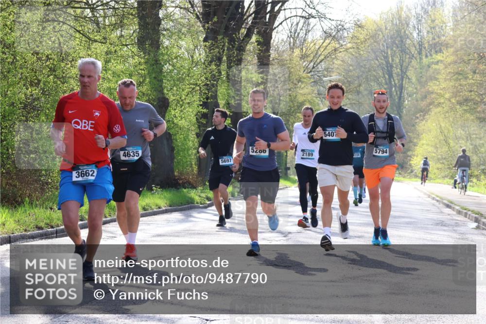 12.04.2026 - 45. Internationalen Wilhelmsburger Insellauf Yannick Fuchs http://msf.ph/oto/9487790 12.04.2026 10:32:47 Laufen 4635, 3662, 5200, 2189, 5697, 5407, 334, 5794 meine-sportfotos.de