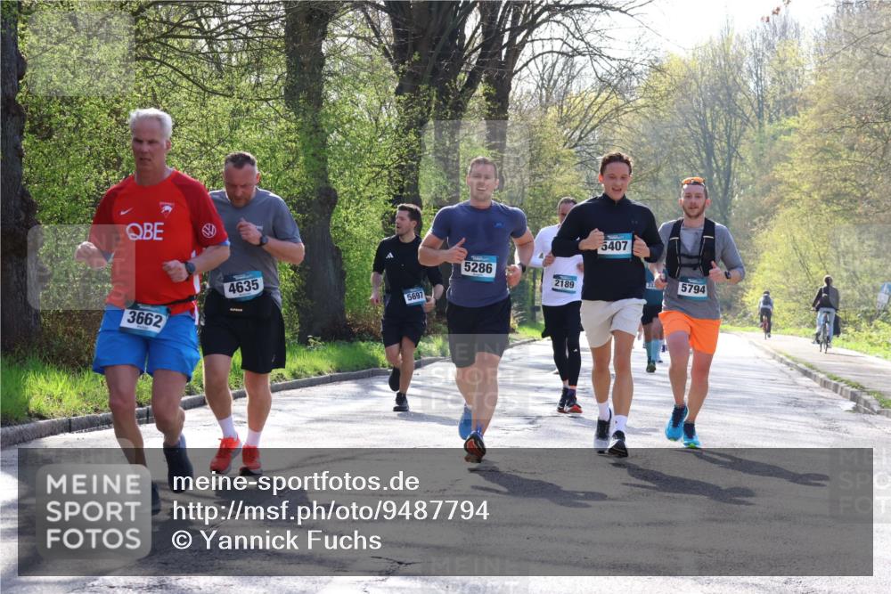 12.04.2026 - 45. Internationalen Wilhelmsburger Insellauf Yannick Fuchs http://msf.ph/oto/9487794 12.04.2026 10:32:48 Laufen 4635, 3662, 5286, 2189, 5697, 5407, 5794 meine-sportfotos.de