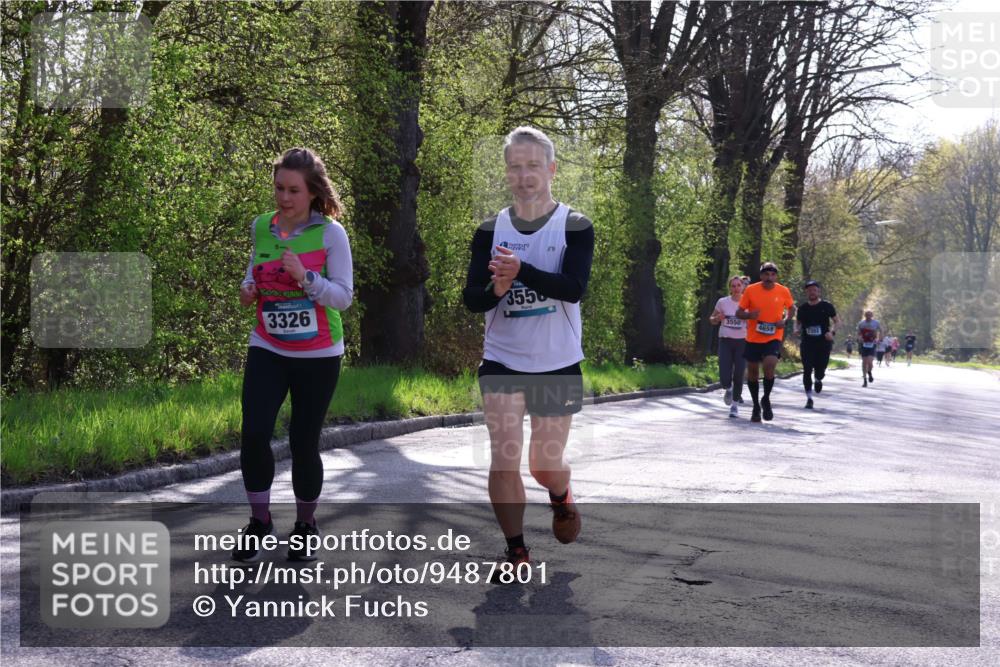 12.04.2026 - 45. Internationalen Wilhelmsburger Insellauf Yannick Fuchs http://msf.ph/oto/9487801 12.04.2026 10:38:30 Laufen 3326, 3550, 3550, 4659 meine-sportfotos.de