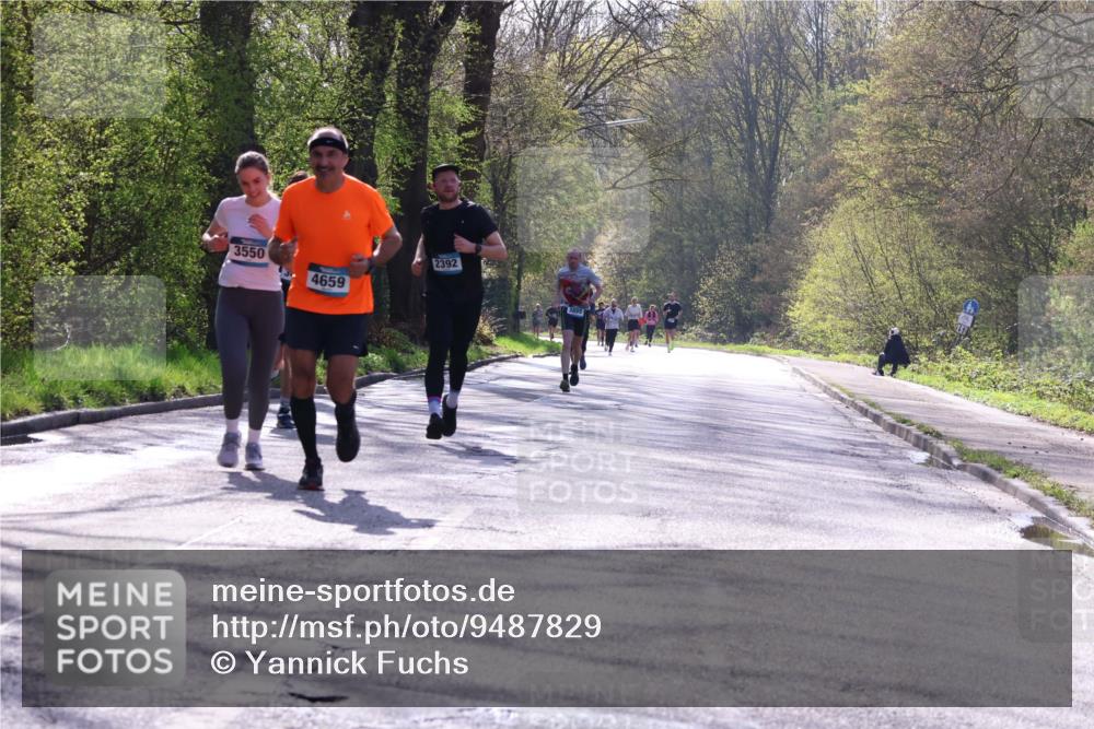 12.04.2026 - 45. Internationalen Wilhelmsburger Insellauf Yannick Fuchs http://msf.ph/oto/9487829 12.04.2026 10:38:32 Laufen 3550, 4659, 2392 meine-sportfotos.de