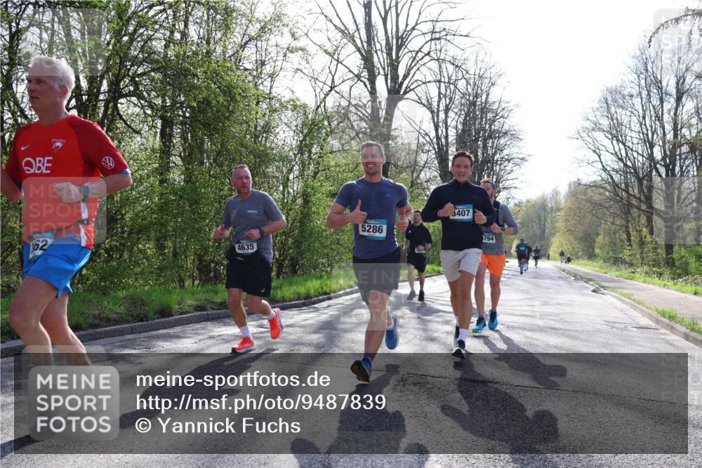 12.04.2026 - 45. Internationalen Wilhelmsburger Insellauf Yannick Fuchs http://msf.ph/oto/9487839 12.04.2026 10:32:51 Laufen 62, 4635, 5286, 5407, 794 meine-sportfotos.de
