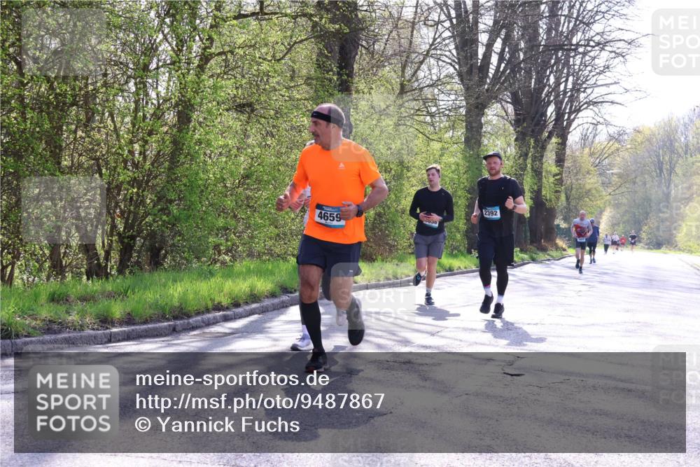 12.04.2026 - 45. Internationalen Wilhelmsburger Insellauf Yannick Fuchs http://msf.ph/oto/9487867 12.04.2026 10:38:35 Laufen 4659, 030, 2392 meine-sportfotos.de