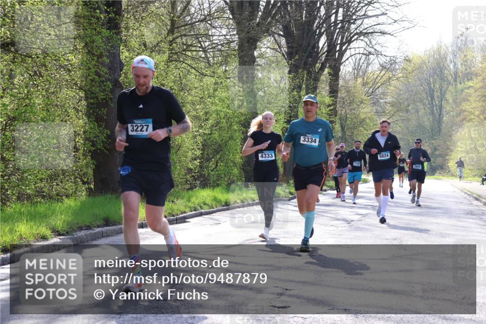 12.04.2026 - 45. Internationalen Wilhelmsburger Insellauf Yannick Fuchs http://msf.ph/oto/9487879 12.04.2026 10:32:56 Laufen 3227, 4333, 3334, 2102, 5824, 2656 meine-sportfotos.de