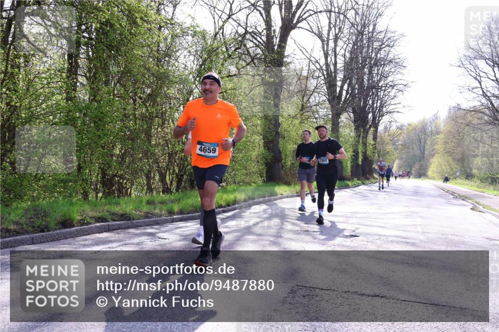 12.04.2026 - 45. Internationalen Wilhelmsburger Insellauf Yannick Fuchs http://msf.ph/oto/9487880 12.04.2026 10:38:36 Laufen 4659, 2392 meine-sportfotos.de