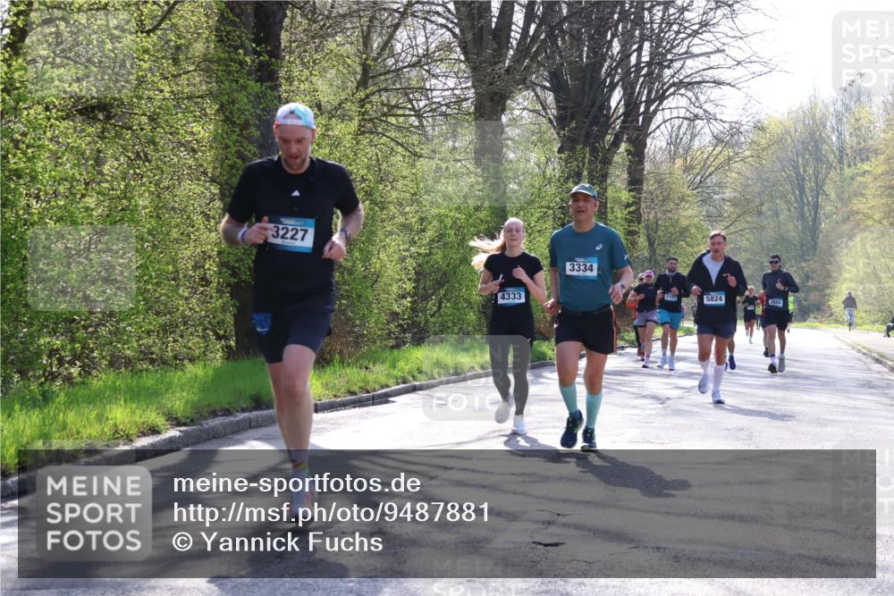 12.04.2026 - 45. Internationalen Wilhelmsburger Insellauf Yannick Fuchs http://msf.ph/oto/9487881 12.04.2026 10:32:56 Laufen 3227, 4333, 3334, 2102, 5824, 2656 meine-sportfotos.de
