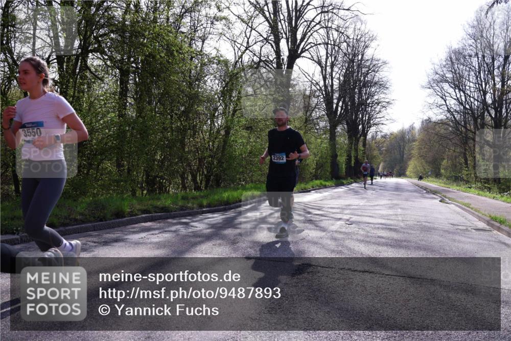 12.04.2026 - 45. Internationalen Wilhelmsburger Insellauf Yannick Fuchs http://msf.ph/oto/9487893 12.04.2026 10:38:37 Laufen 3550, 2392 meine-sportfotos.de