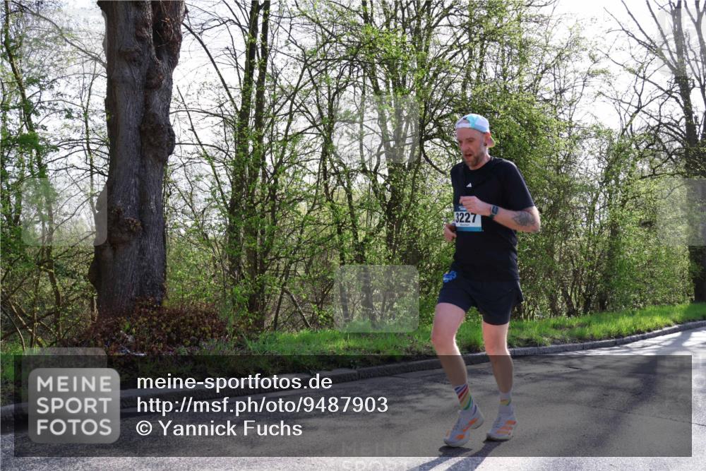 12.04.2026 - 45. Internationalen Wilhelmsburger Insellauf Yannick Fuchs http://msf.ph/oto/9487903 12.04.2026 10:32:58 Laufen 3227 meine-sportfotos.de