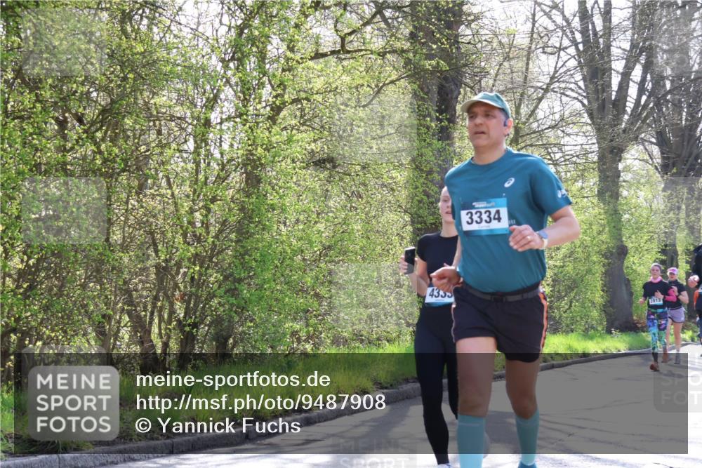 12.04.2026 - 45. Internationalen Wilhelmsburger Insellauf Yannick Fuchs http://msf.ph/oto/9487908 12.04.2026 10:32:59 Laufen 4335, 3334, 2813 meine-sportfotos.de