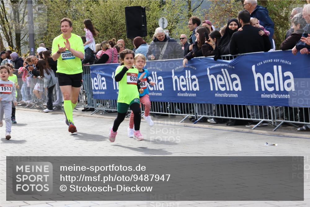 12.04.2026 - 45. Internationalen Wilhelmsburger Insellauf Strokosch-Dieckow http://msf.ph/oto/9487947 12.04.2026 14:10:21 Ziel 86, 132, 417, 60, 746, 664, 218, 203, 633, 963, 1513, 909, 708, 615, 184, 187 meine-sportfotos.de