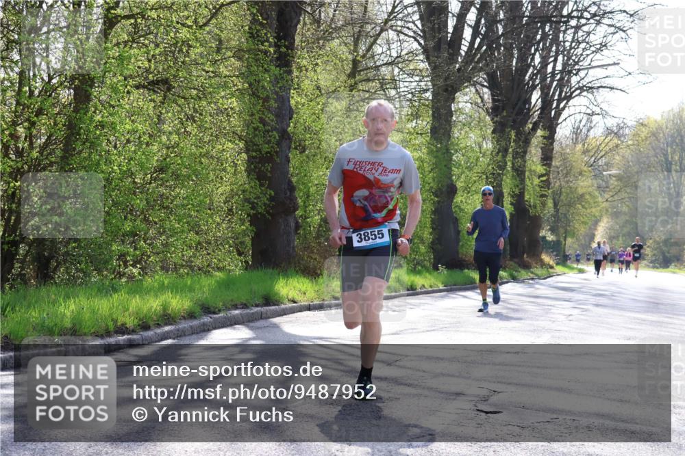 12.04.2026 - 45. Internationalen Wilhelmsburger Insellauf Yannick Fuchs http://msf.ph/oto/9487952 12.04.2026 10:38:43 Laufen 2016, 3855 meine-sportfotos.de