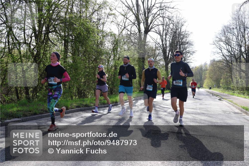 12.04.2026 - 45. Internationalen Wilhelmsburger Insellauf Yannick Fuchs http://msf.ph/oto/9487973 12.04.2026 10:33:04 Laufen 2102, 281, 2104, 2656 meine-sportfotos.de