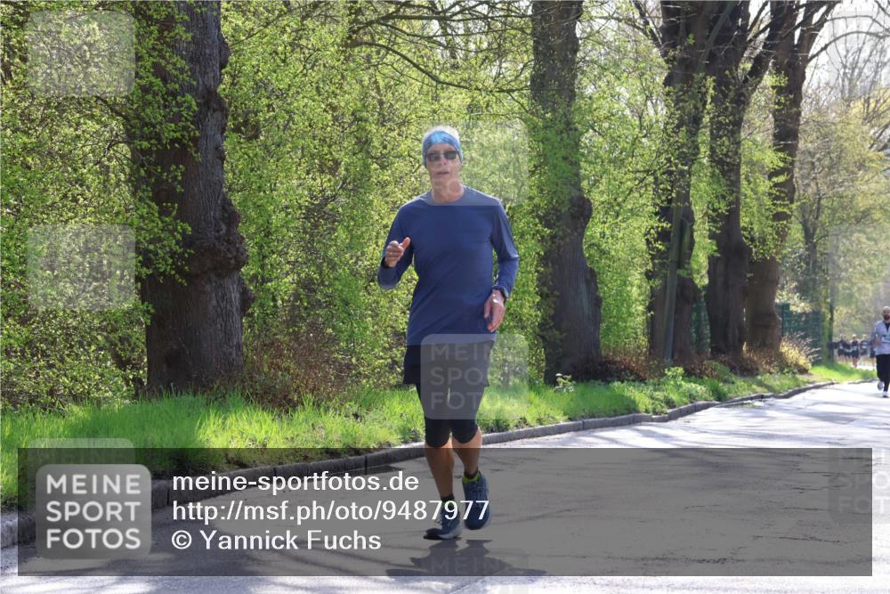 12.04.2026 - 45. Internationalen Wilhelmsburger Insellauf Yannick Fuchs http://msf.ph/oto/9487977 12.04.2026 10:38:46 Laufen  meine-sportfotos.de