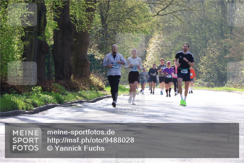 12.04.2026 - 45. Internationalen Wilhelmsburger Insellauf Yannick Fuchs http://msf.ph/oto/9488028 12.04.2026 10:38:51 Laufen 3996, 3329, 4929, 233, 3459, 671 meine-sportfotos.de