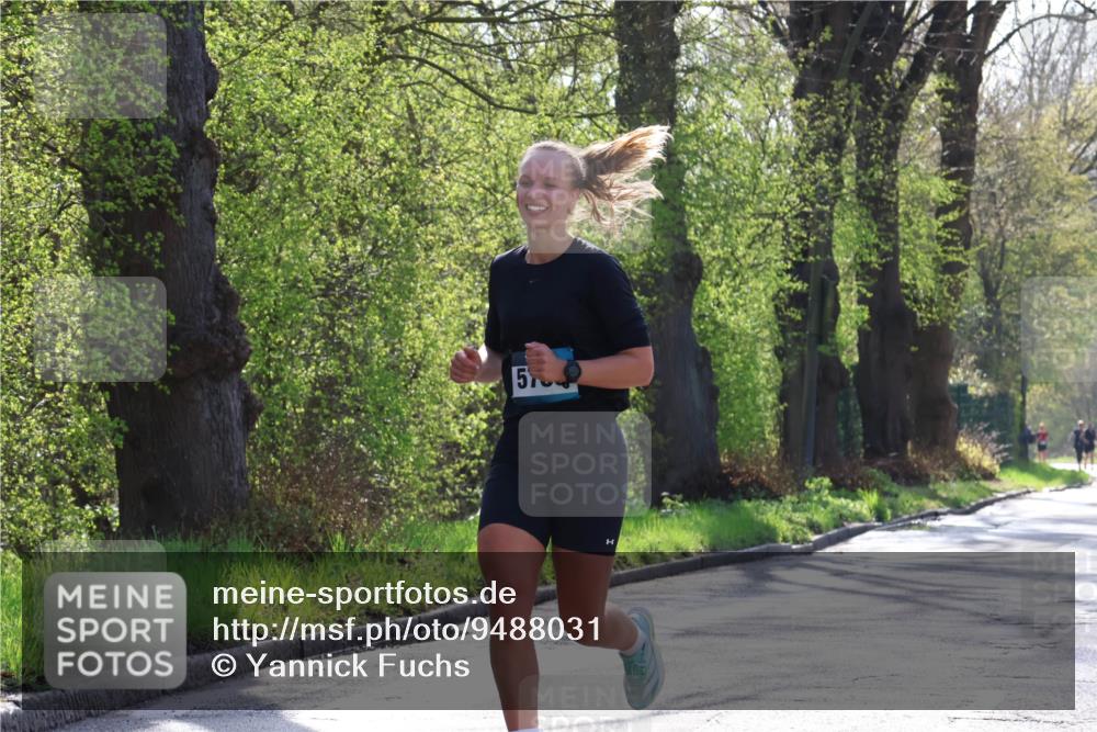 12.04.2026 - 45. Internationalen Wilhelmsburger Insellauf Yannick Fuchs http://msf.ph/oto/9488031 12.04.2026 10:33:13 Laufen 5 meine-sportfotos.de