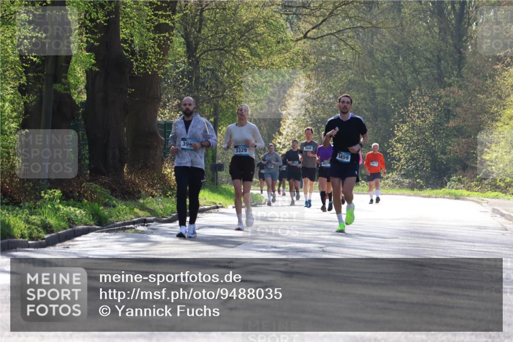 12.04.2026 - 45. Internationalen Wilhelmsburger Insellauf Yannick Fuchs http://msf.ph/oto/9488035 12.04.2026 10:38:52 Laufen 399, 3329, 2935, 3608, 4929, 3459, 5671 meine-sportfotos.de