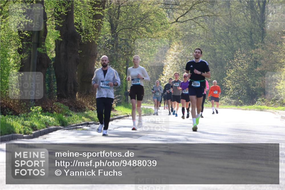 12.04.2026 - 45. Internationalen Wilhelmsburger Insellauf Yannick Fuchs http://msf.ph/oto/9488039 12.04.2026 10:38:52 Laufen 3996, 3329, 2935, 3608, 4929, 3459, 5671 meine-sportfotos.de