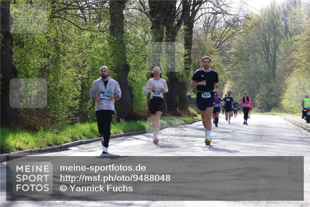 12.04.2026 - 45. Internationalen Wilhelmsburger Insellauf Yannick Fuchs http://msf.ph/oto/9488048 12.04.2026 10:38:59 Laufen 3329, 3459, 3996, 4929, 2154, 2334 meine-sportfotos.de