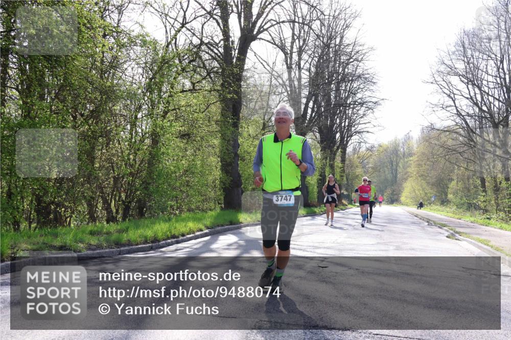 12.04.2026 - 45. Internationalen Wilhelmsburger Insellauf Yannick Fuchs http://msf.ph/oto/9488074 12.04.2026 10:33:24 Laufen 3747 meine-sportfotos.de