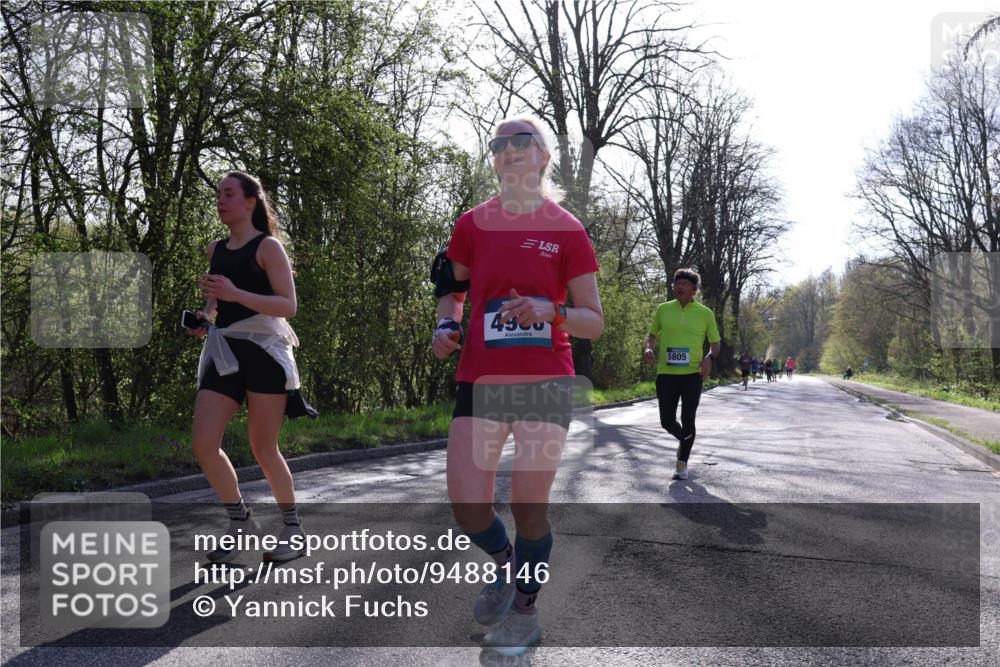 12.04.2026 - 45. Internationalen Wilhelmsburger Insellauf Yannick Fuchs http://msf.ph/oto/9488146 12.04.2026 10:33:29 Laufen 4926, 5805 meine-sportfotos.de