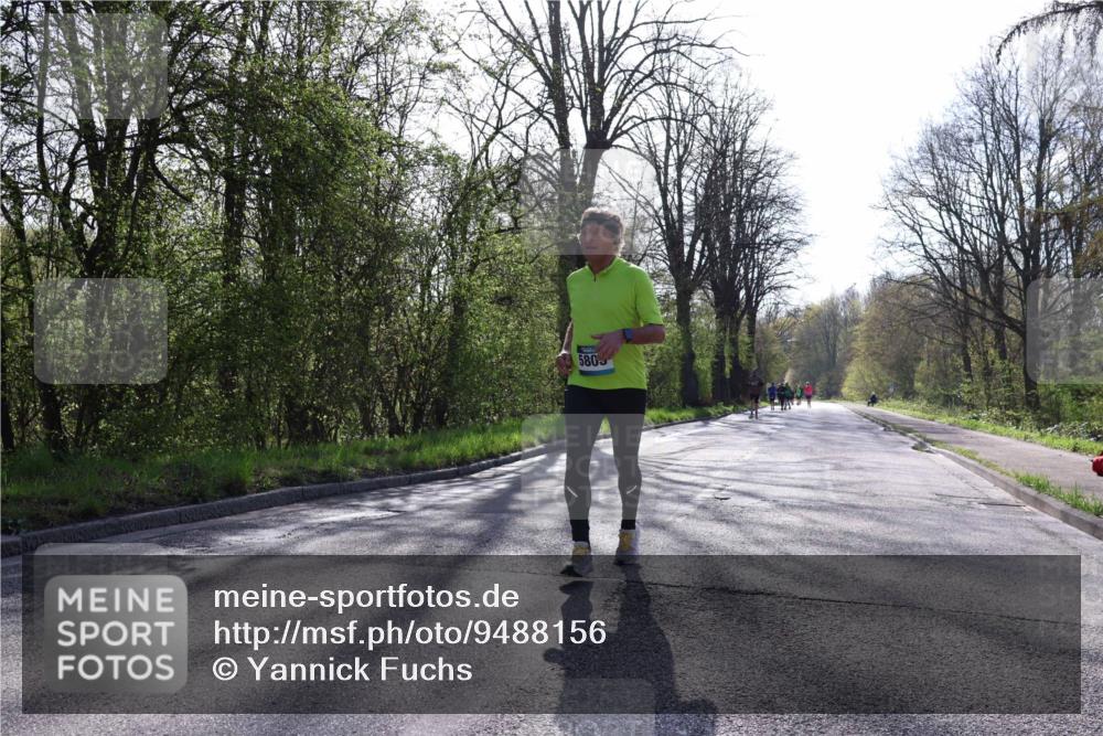 12.04.2026 - 45. Internationalen Wilhelmsburger Insellauf Yannick Fuchs http://msf.ph/oto/9488156 12.04.2026 10:33:30 Laufen 5805 meine-sportfotos.de