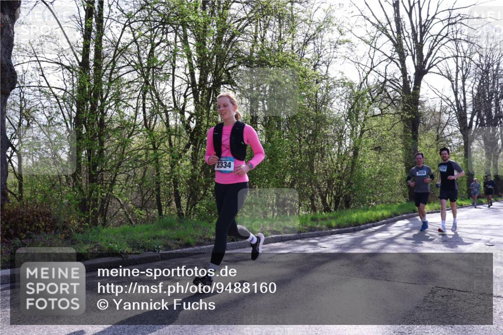 12.04.2026 - 45. Internationalen Wilhelmsburger Insellauf Yannick Fuchs http://msf.ph/oto/9488160 12.04.2026 10:39:14 Laufen 2334, 3608, 2154 meine-sportfotos.de