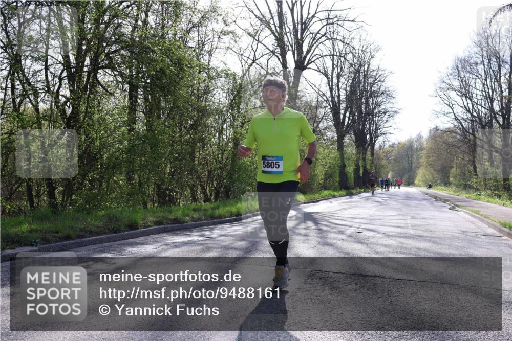 12.04.2026 - 45. Internationalen Wilhelmsburger Insellauf Yannick Fuchs http://msf.ph/oto/9488161 12.04.2026 10:33:31 Laufen 5805 meine-sportfotos.de