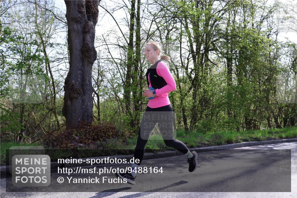 12.04.2026 - 45. Internationalen Wilhelmsburger Insellauf Yannick Fuchs http://msf.ph/oto/9488164 12.04.2026 10:39:15 Laufen  meine-sportfotos.de