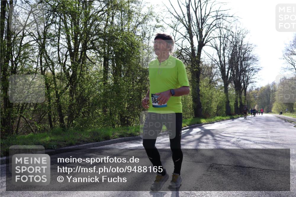 12.04.2026 - 45. Internationalen Wilhelmsburger Insellauf Yannick Fuchs http://msf.ph/oto/9488165 12.04.2026 10:33:31 Laufen 586 meine-sportfotos.de