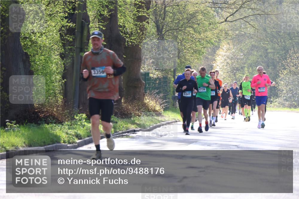 12.04.2026 - 45. Internationalen Wilhelmsburger Insellauf Yannick Fuchs http://msf.ph/oto/9488176 12.04.2026 10:33:32 Laufen 3356, 5341, 4739, 3173, 810 meine-sportfotos.de