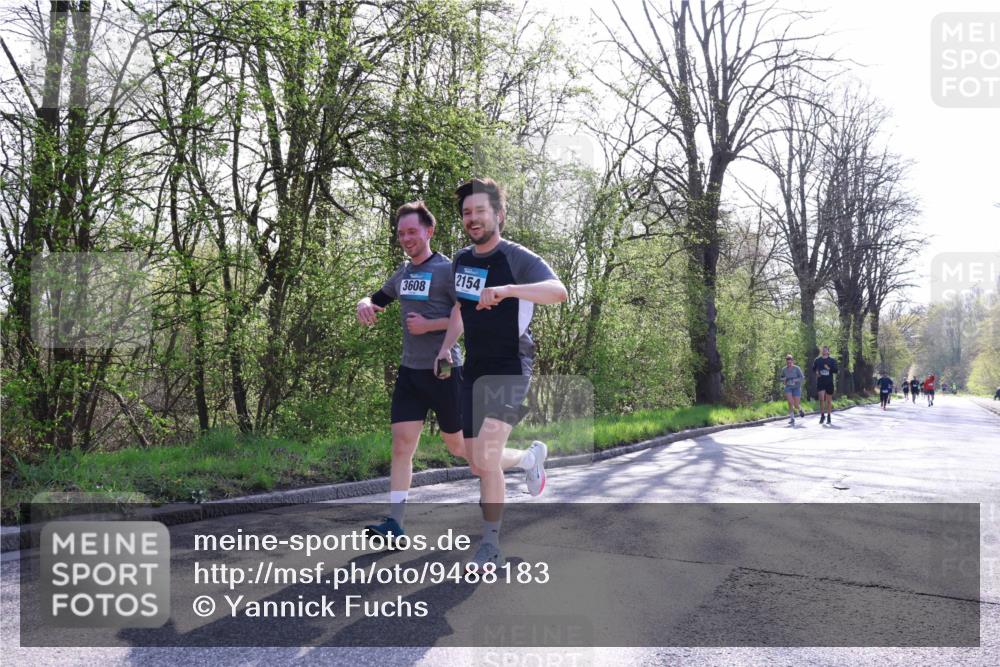 12.04.2026 - 45. Internationalen Wilhelmsburger Insellauf Yannick Fuchs http://msf.ph/oto/9488183 12.04.2026 10:39:16 Laufen 3608, 2154 meine-sportfotos.de