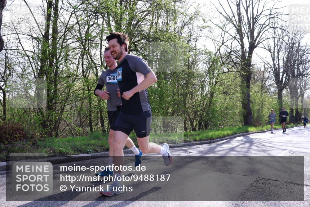 12.04.2026 - 45. Internationalen Wilhelmsburger Insellauf Yannick Fuchs http://msf.ph/oto/9488187 12.04.2026 10:39:16 Laufen 360, 154 meine-sportfotos.de