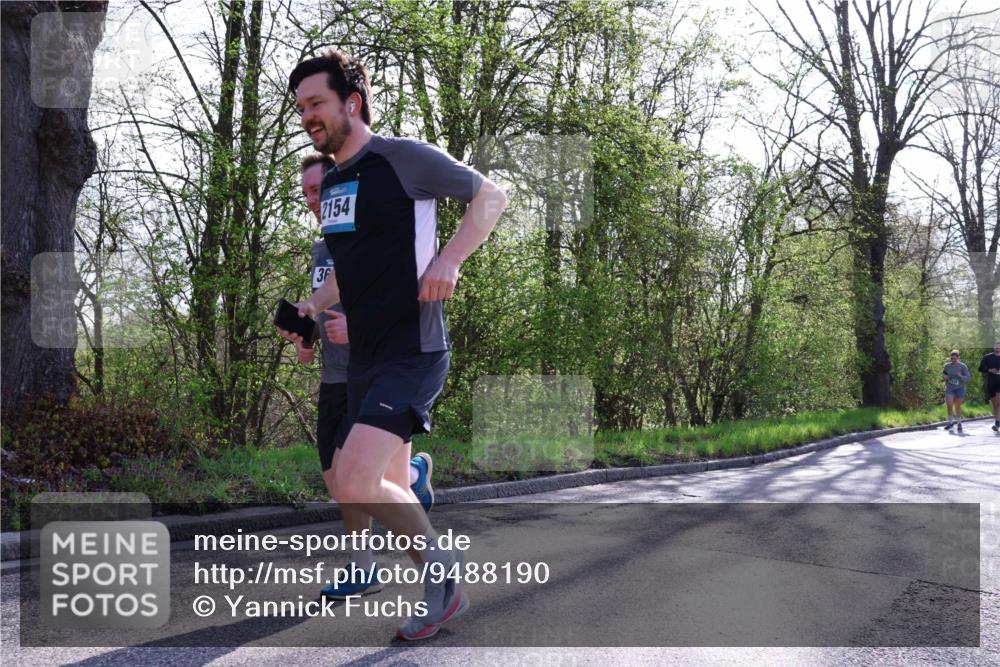 12.04.2026 - 45. Internationalen Wilhelmsburger Insellauf Yannick Fuchs http://msf.ph/oto/9488190 12.04.2026 10:39:17 Laufen 36, 2154 meine-sportfotos.de