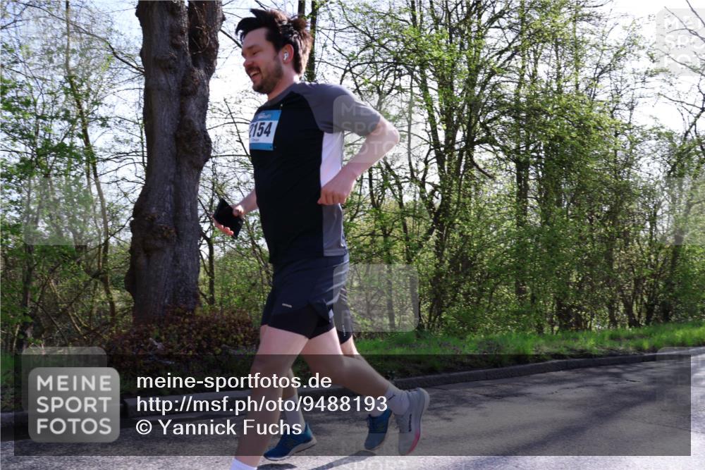 12.04.2026 - 45. Internationalen Wilhelmsburger Insellauf Yannick Fuchs http://msf.ph/oto/9488193 12.04.2026 10:39:17 Laufen 154 meine-sportfotos.de
