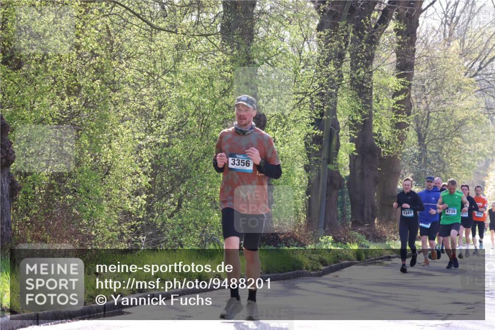 12.04.2026 - 45. Internationalen Wilhelmsburger Insellauf Yannick Fuchs http://msf.ph/oto/9488201 12.04.2026 10:33:35 Laufen 3356, 5341, 4739, 2810, 5009 meine-sportfotos.de